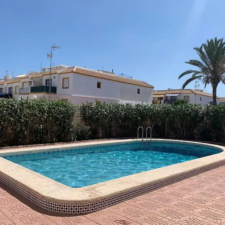 Casa La Florida Calle Aries Con Piscina